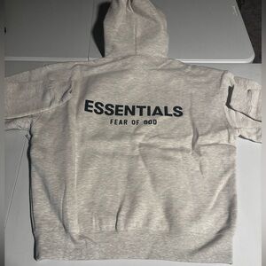 Essentials XS men’s hoodie color light oatme 
Never worn still has tags